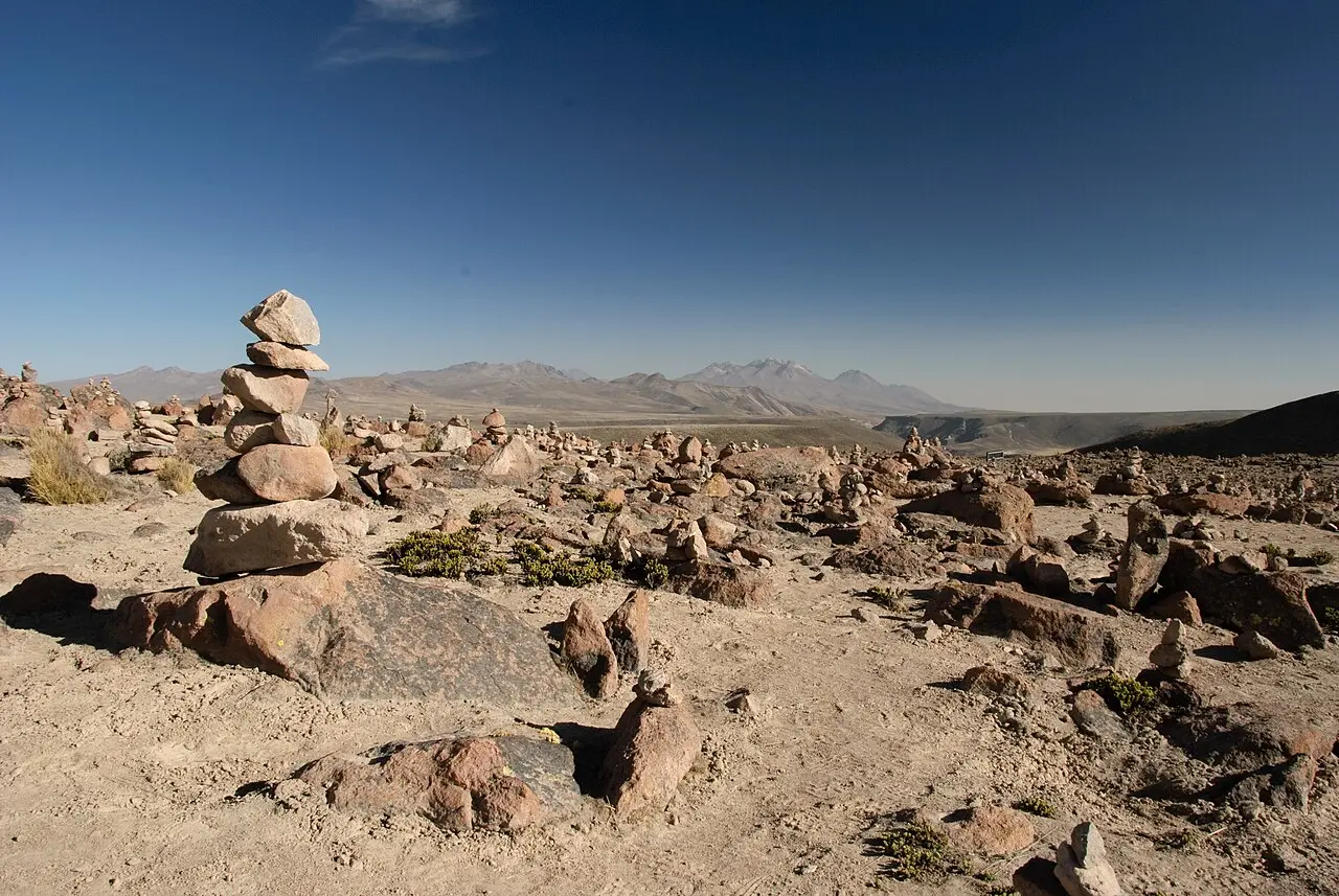 Stone cairns in the highlands on the Colca to Arequipa route